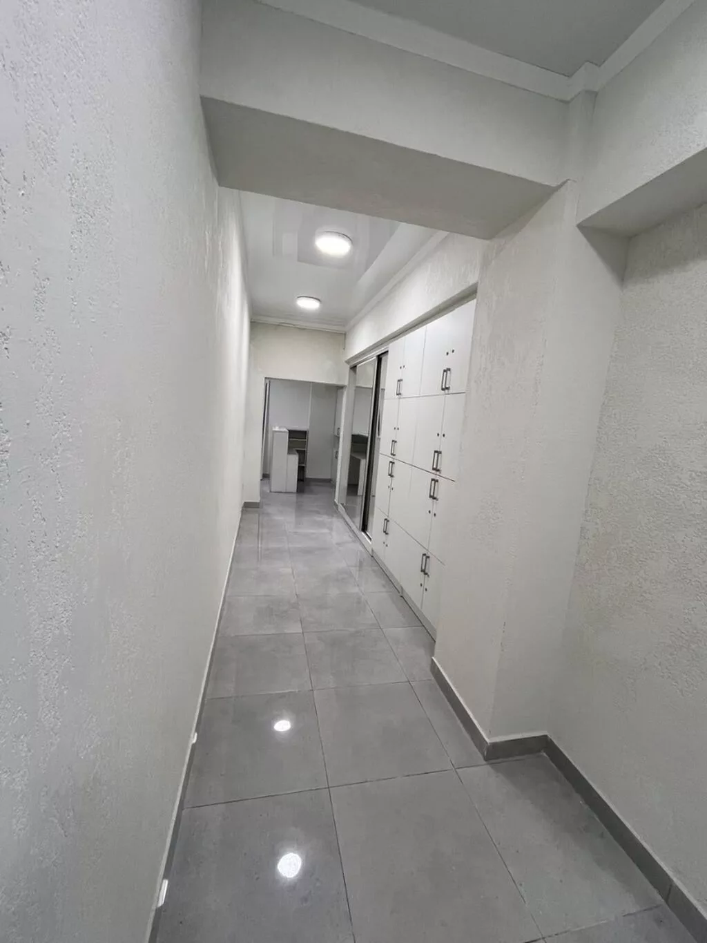 Сдаю Офис целиком: 170 м², В жилом комплексе, С ремонтом, С отдельным санузлом, С системой безопасности, С юридическим адресом