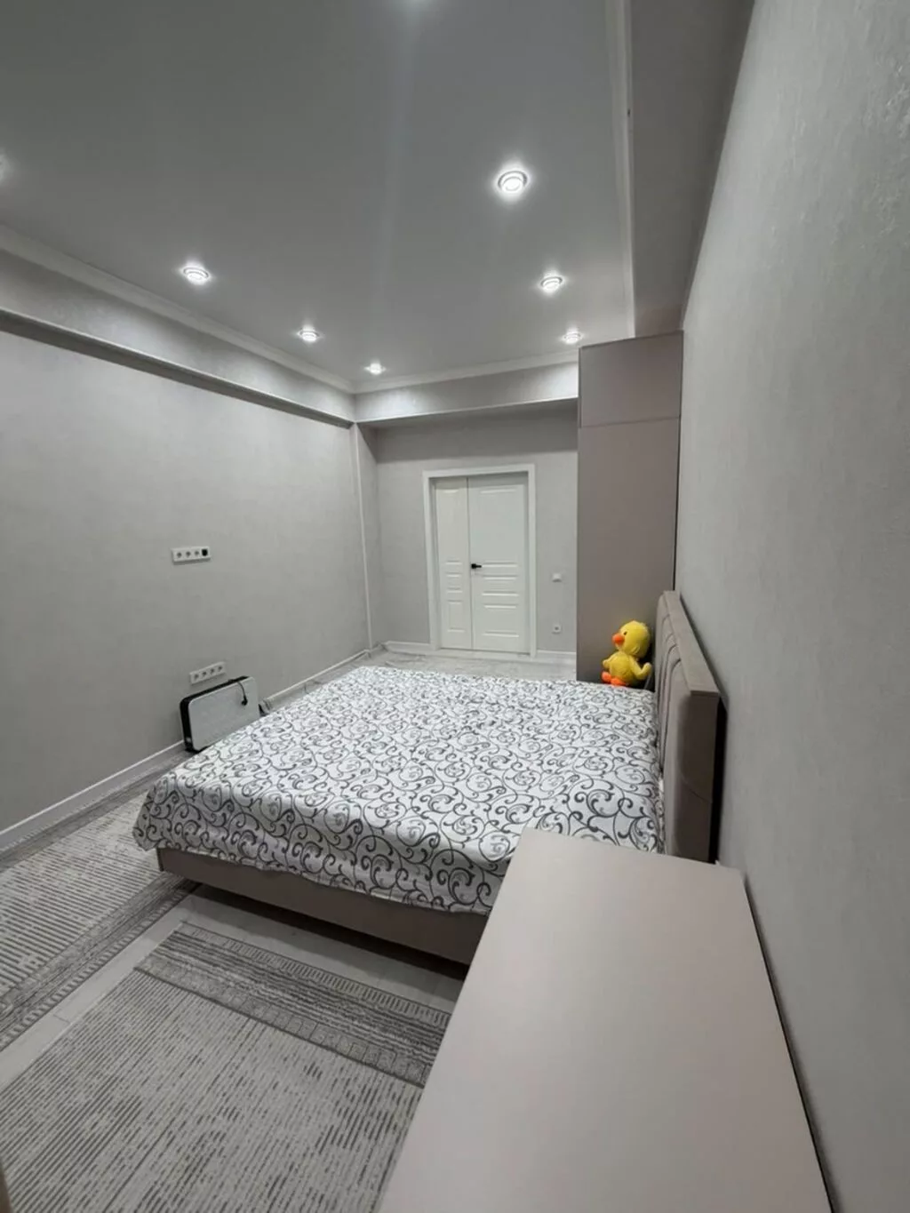 Сдается на долгий срок 3‑комнатная квартира‑студия, 70 м², уютная и