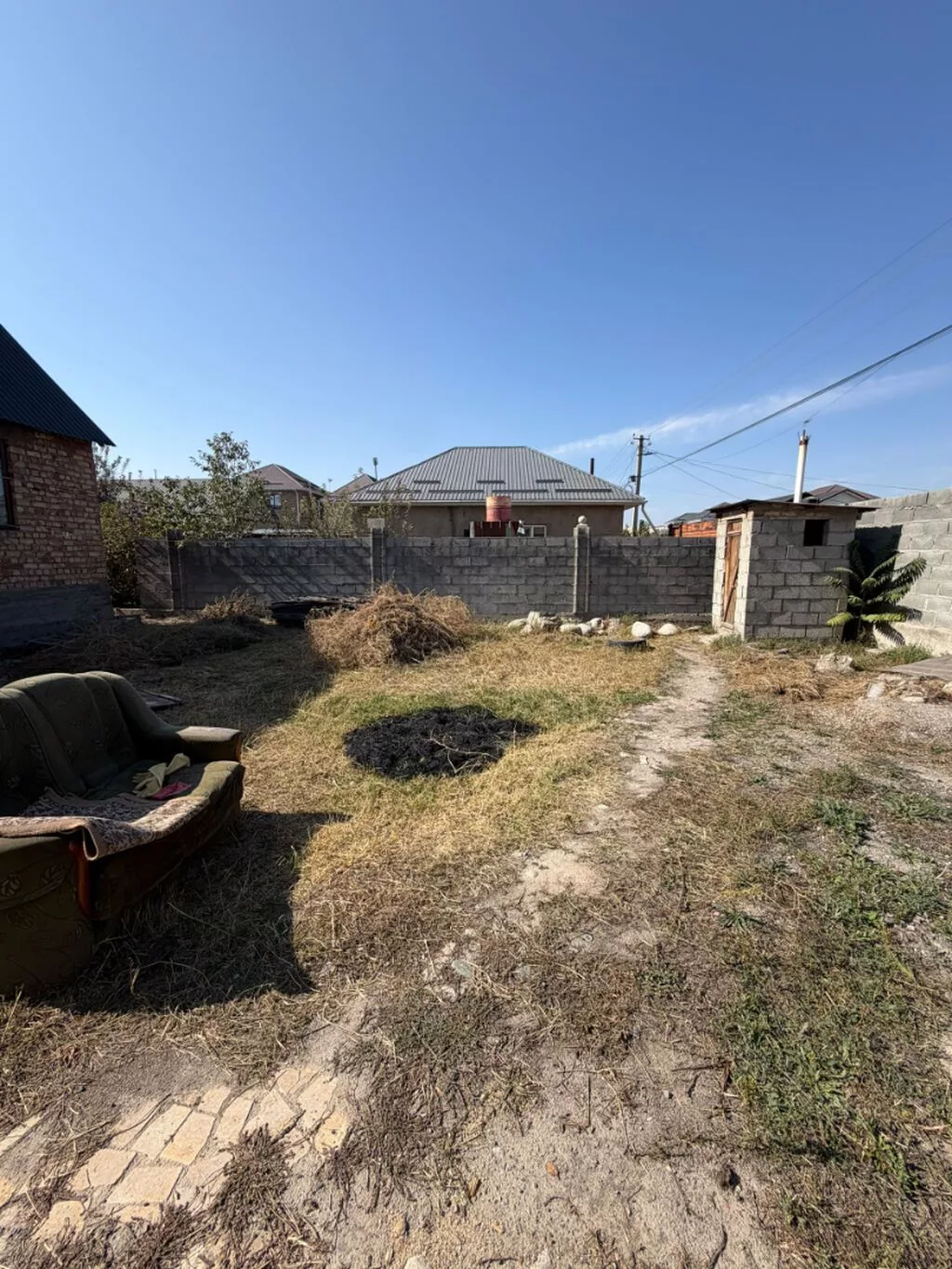 3 комнаты, 110 м², 4 соток, Бишкек, Ак-Ордо 1 ж/м Агентство недвижимости