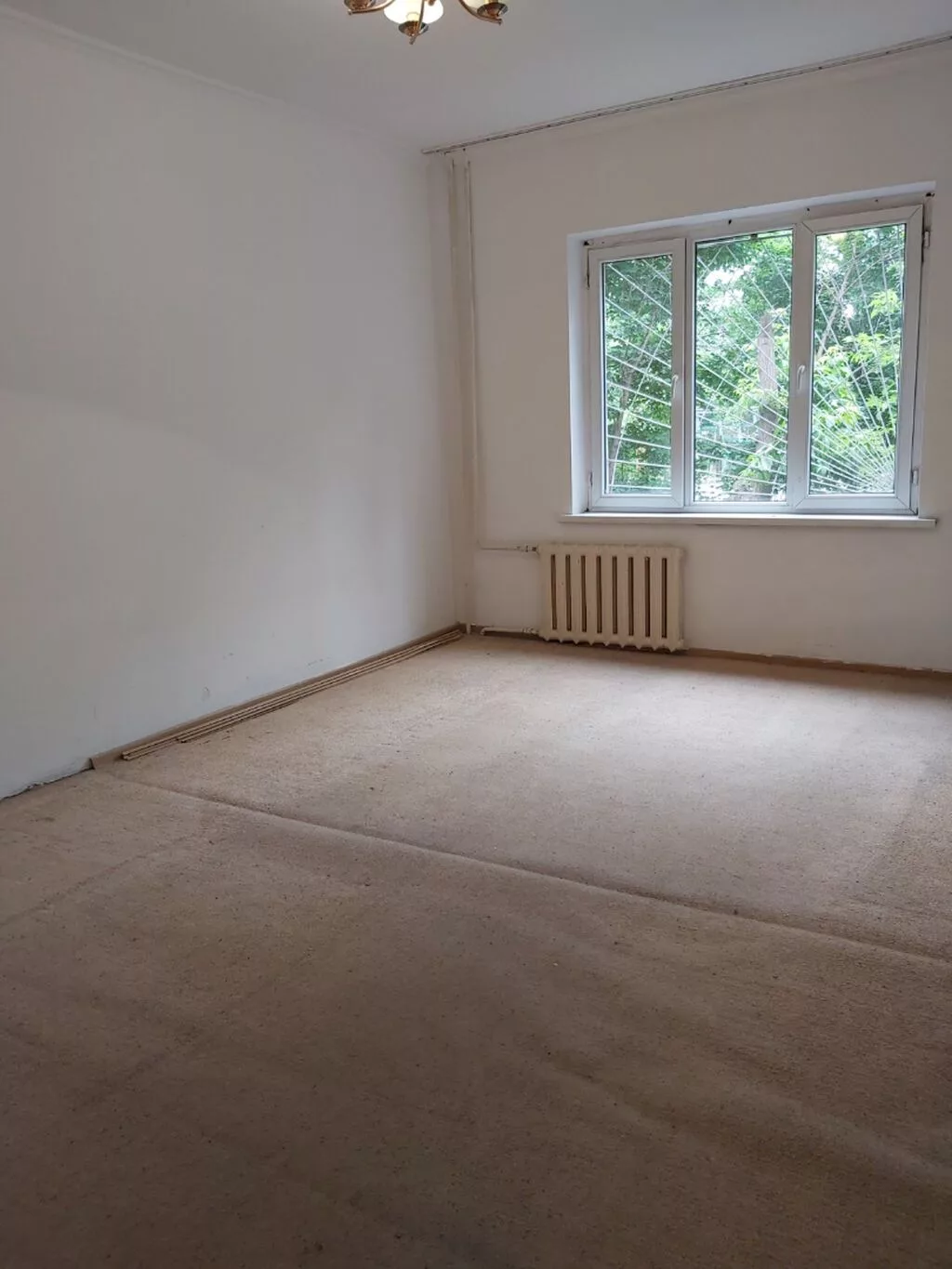 2 комнаты, 48 м², 1000 мелочей 105 серия, 1 этаж, Старый ремонт