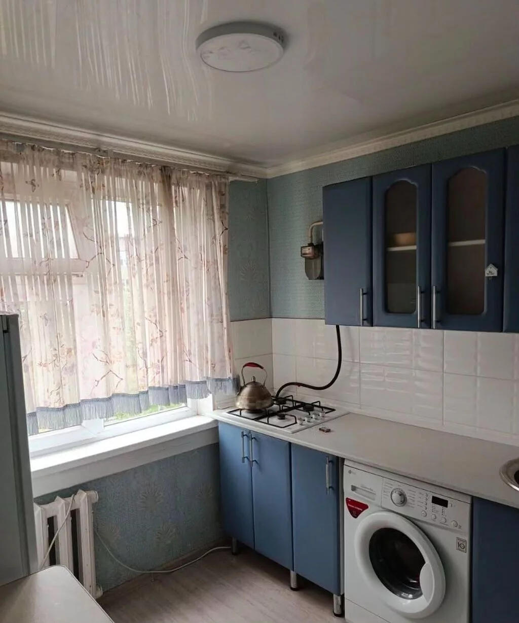 1 комната, 32 м², 10 мкр 104 серия, 3 этаж