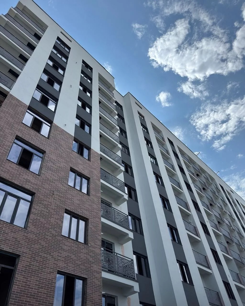 2 комнаты, 43 м², Нижний Джал (Джал-23) Элитка, 6 этаж, ПСО (под самоотделку)