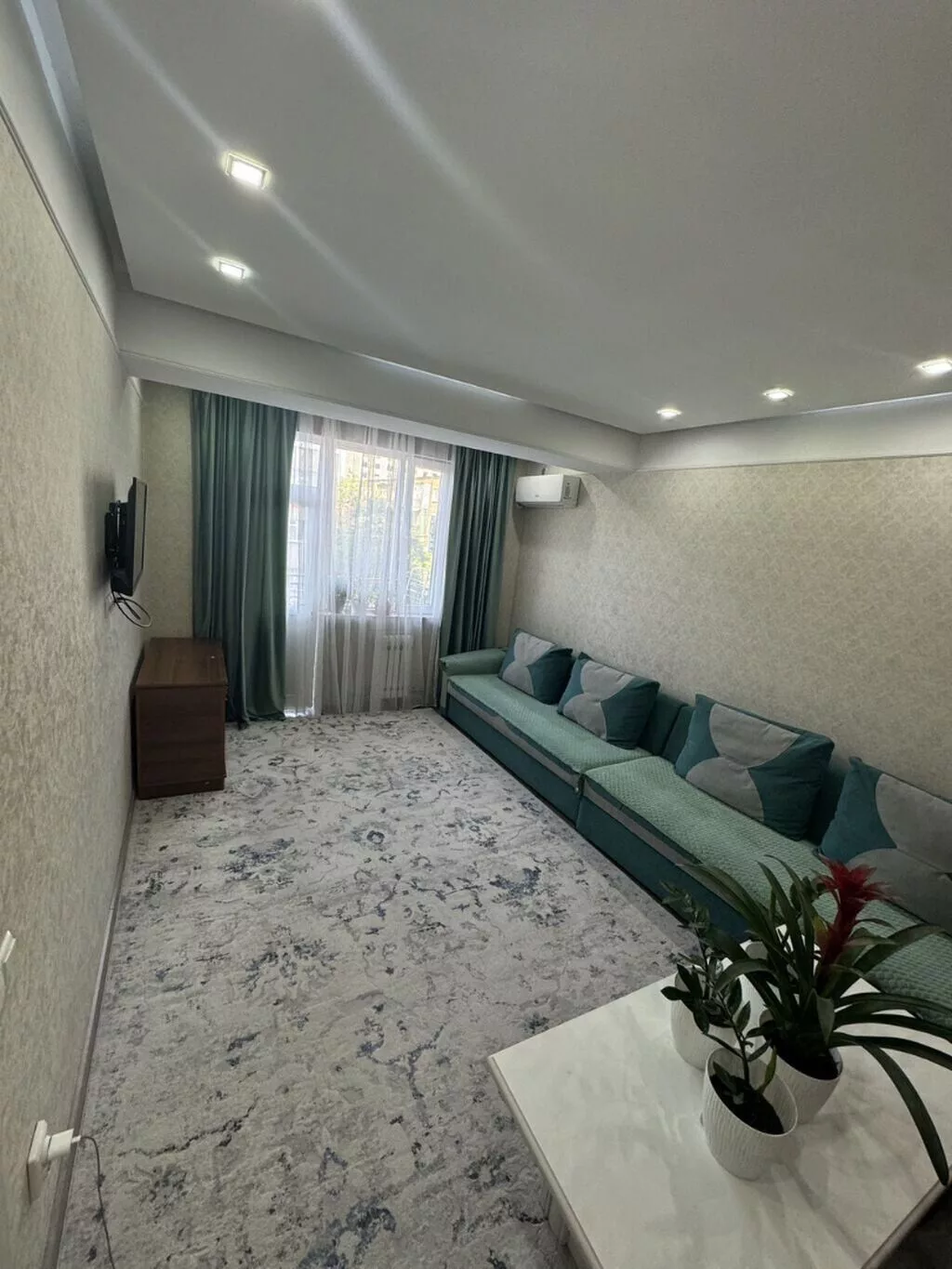 1 комната, 40 м², Пишпек Элитка, 3 этаж, Евроремонт