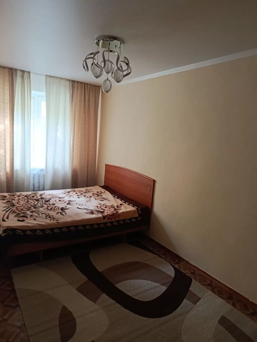 2 комнаты, 43 м², Ата-Тюрк парк Хрущевка, 1 этаж, Евроремонт
