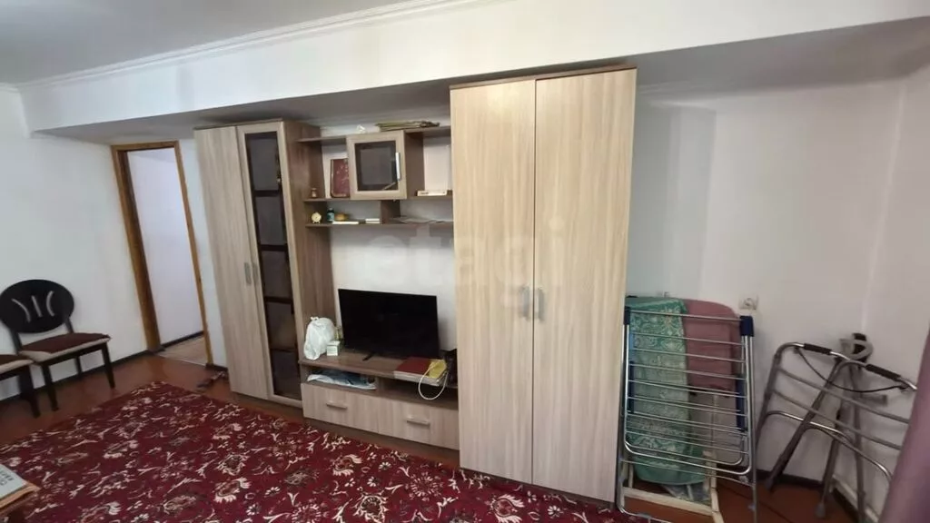 1 комната, 32 м², Золотой квадрат Индивидуалка, 1 этаж, Косметический ремонт