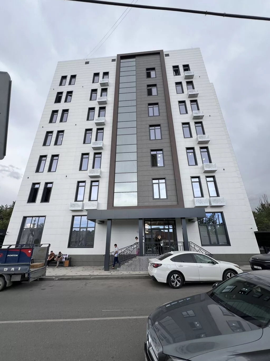 Продажа офисов 63 м², Без ремонта, Бизнес центр, 3 этаж