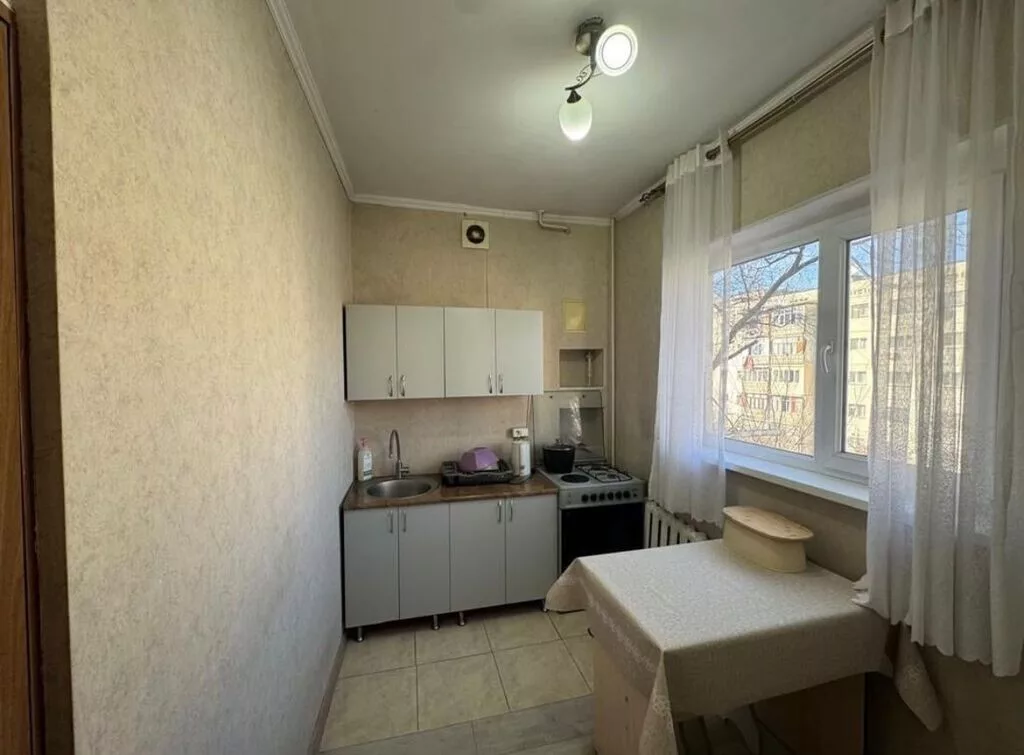 1 комната, 35 м², 10 мкр 105 серия, 3 этаж, Косметический ремонт