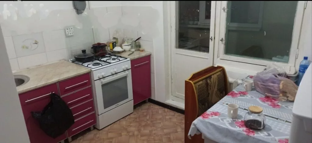 1 комната, 36 м², 6 мкр 106 серия, 2 этаж, Старый ремонт