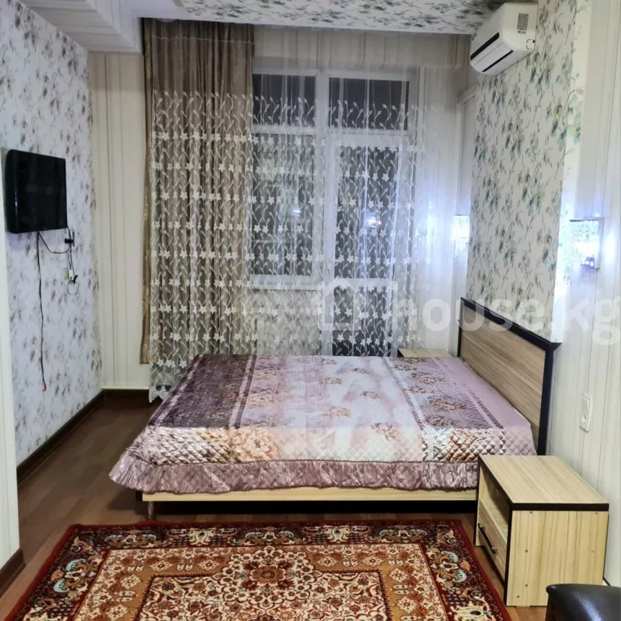 Аренда 3-комн. квартира: город Бишкек, 8 м-н — за 78 700 ⃀
