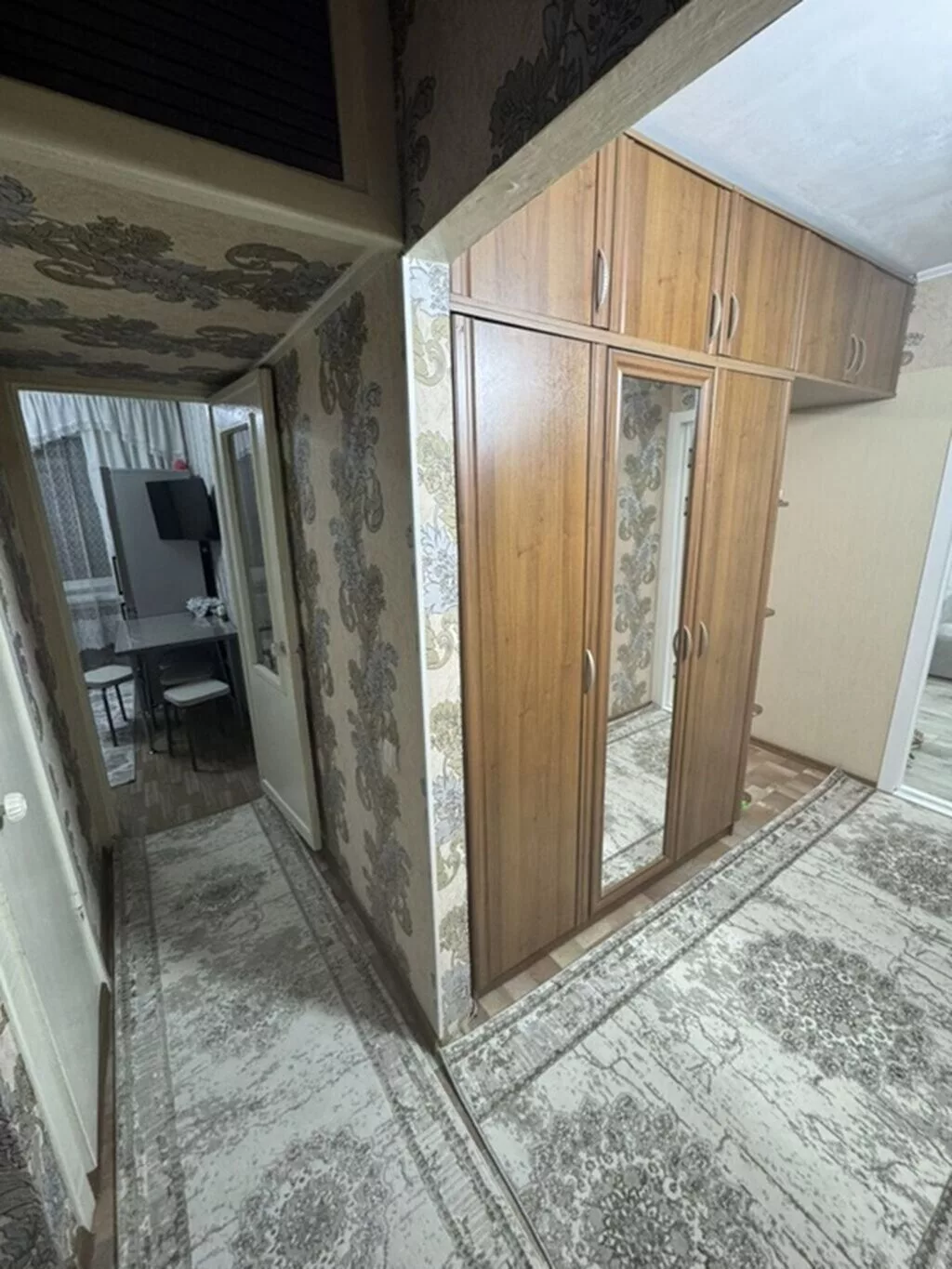 2 комнаты, 47 м², 11 мкр 104 серия, 4 этаж, Косметический ремонт