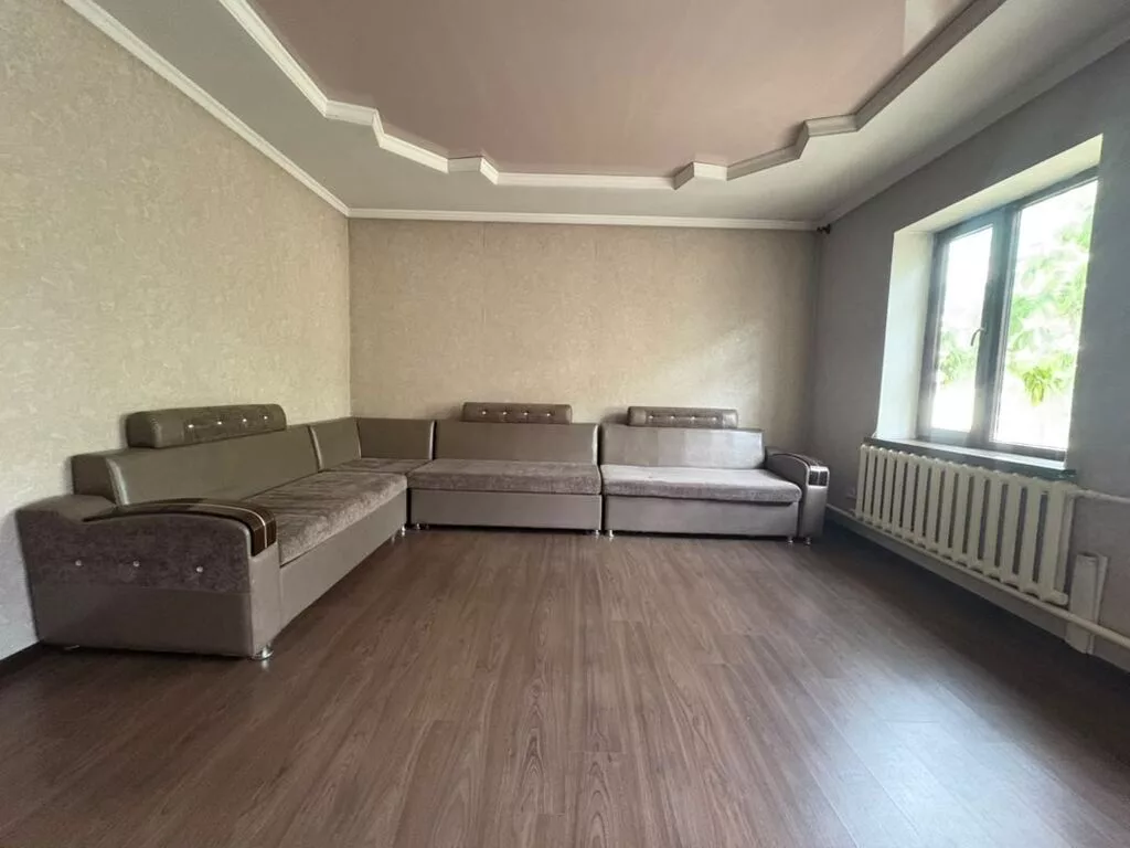 4 комнаты, 100 м², 4 соток, Бишкек, Алтын-ордо ж/м Риэлтор