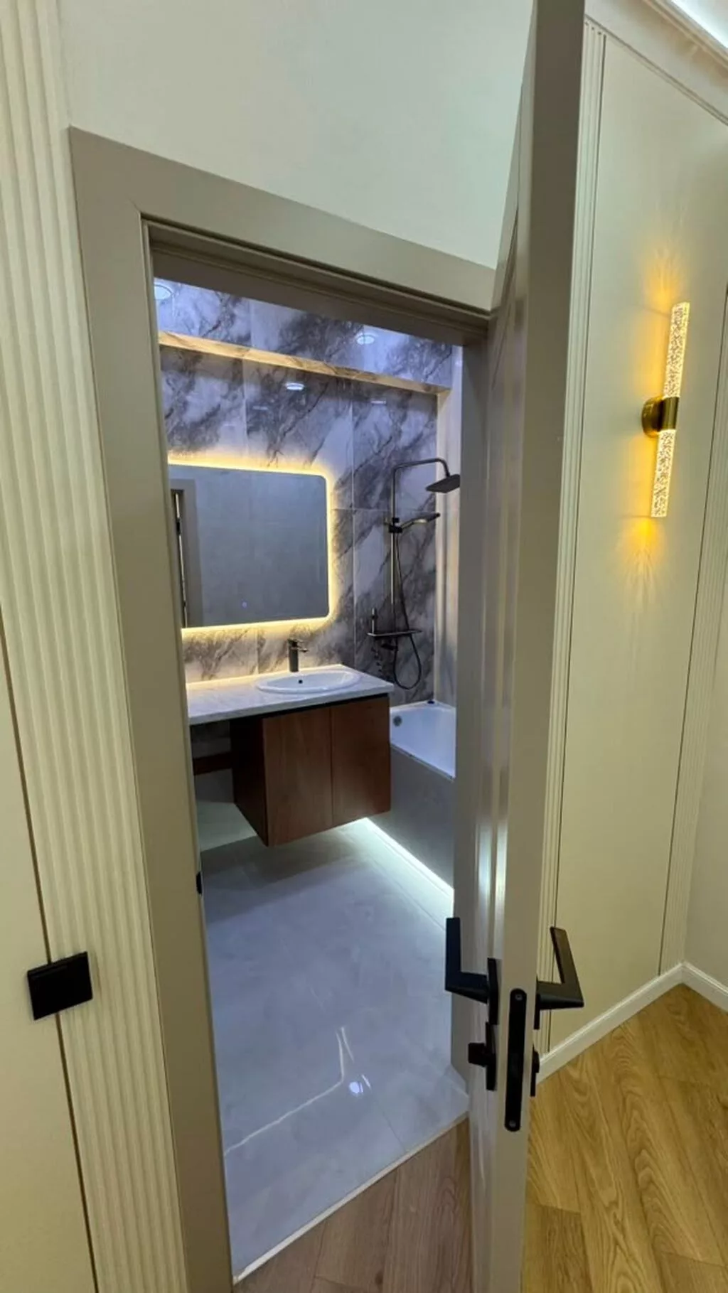 2 комнаты, 67 м², Тунгуч мкр Элитка, 5 этаж, Евроремонт