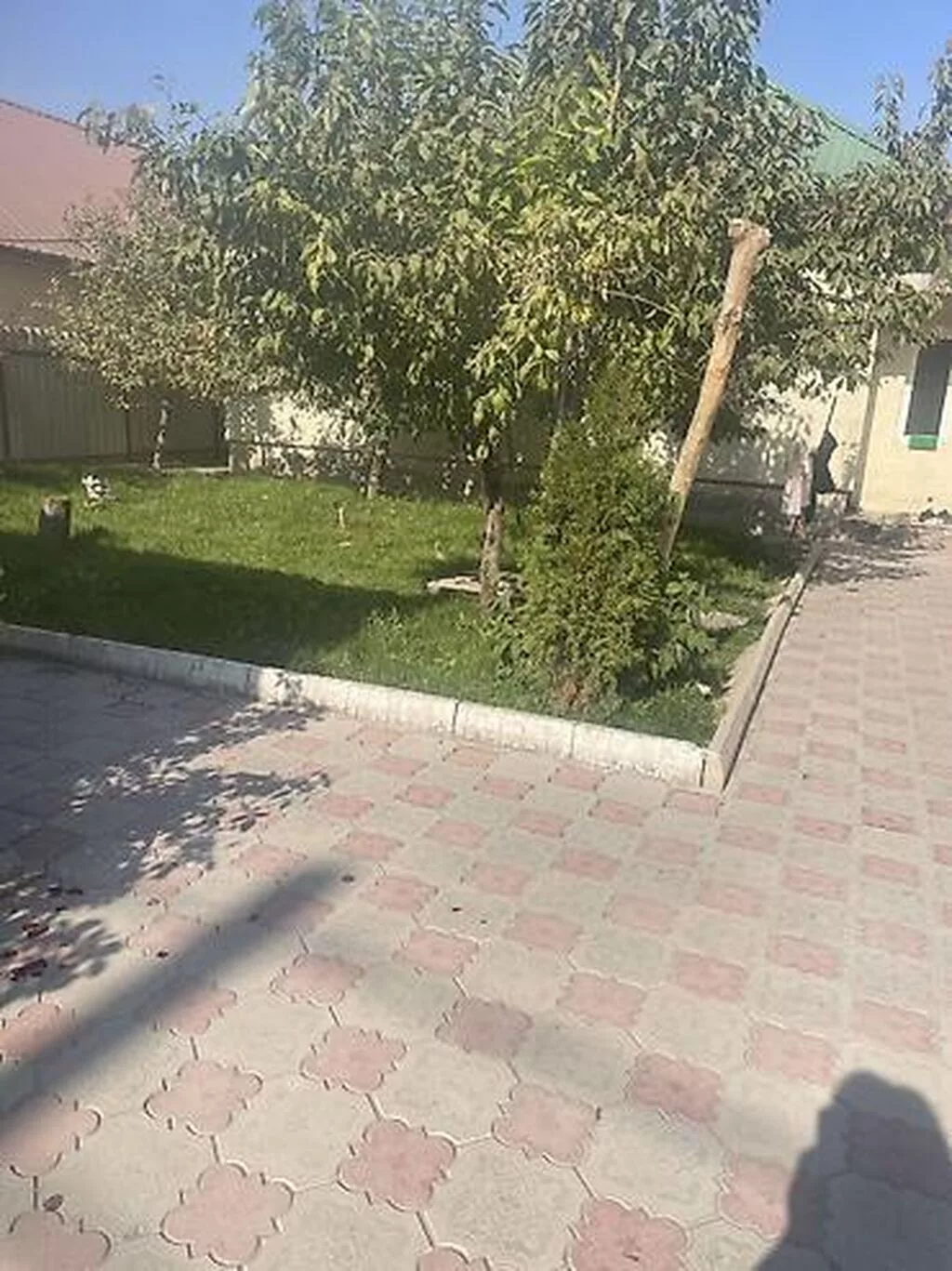 Сдается 1ком пристройка с отдельной кухней С хозяином один двор