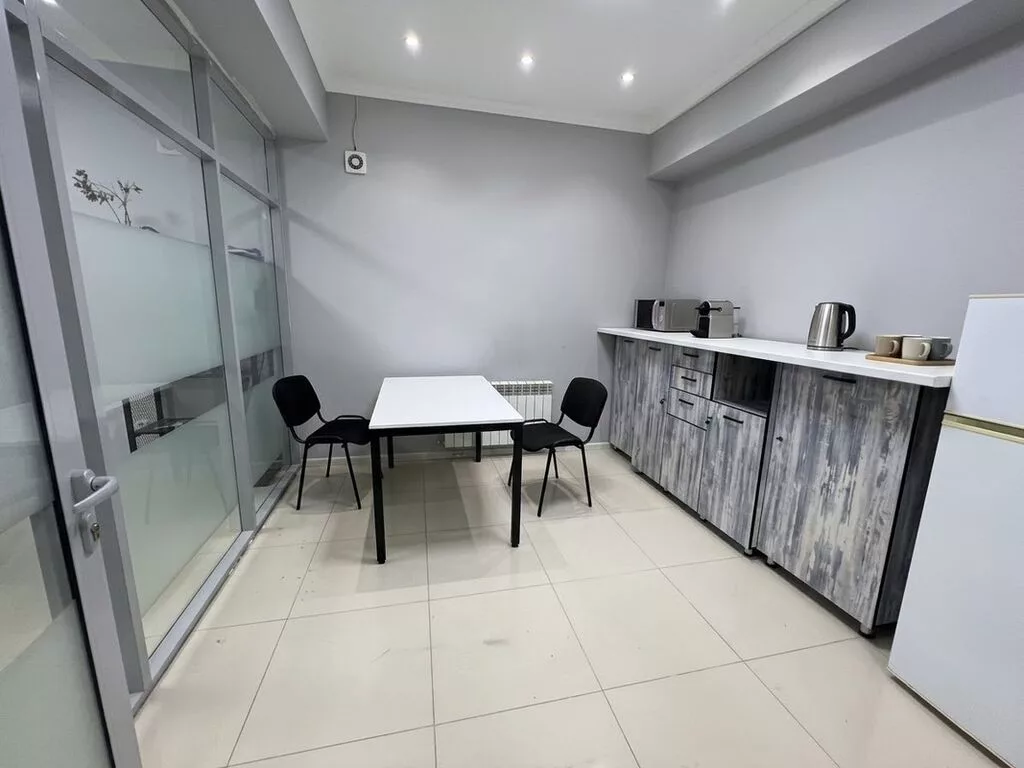 Продажа офисов 155 м², С ремонтом, Многоэтажное здание, Цокольный этаж этаж