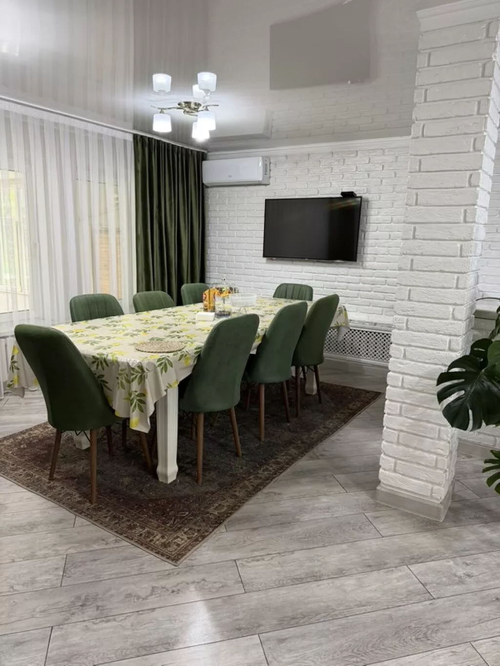 Продается уютный дом, со всеми удобствами, село Ленинскоеза