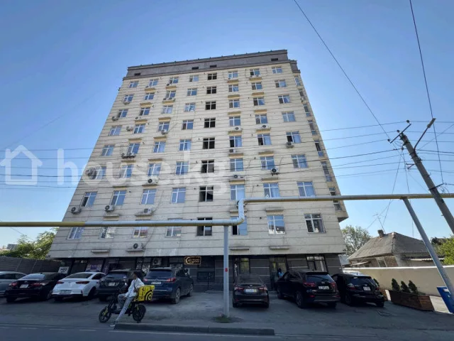 Продажа, коммерческая недвижимость: Чуйская область / Бишкек, город Бишкек, Нижний Токольдош — за 2 802 880 сом