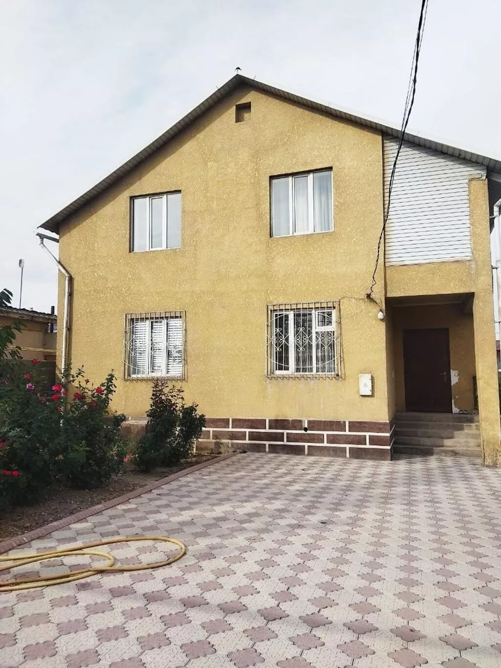 4 комнаты, 142 м², 5 соток, Бишкек, Ак-Ордо 1 ж/м Агентство недвижимости