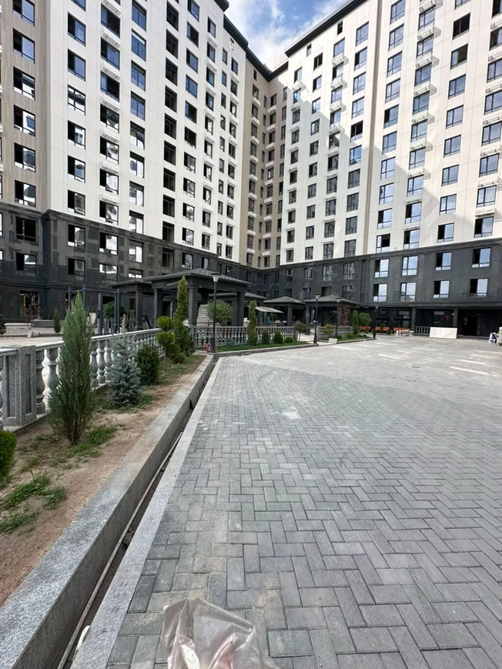 Элитка, 2 комнаты, 84 м²