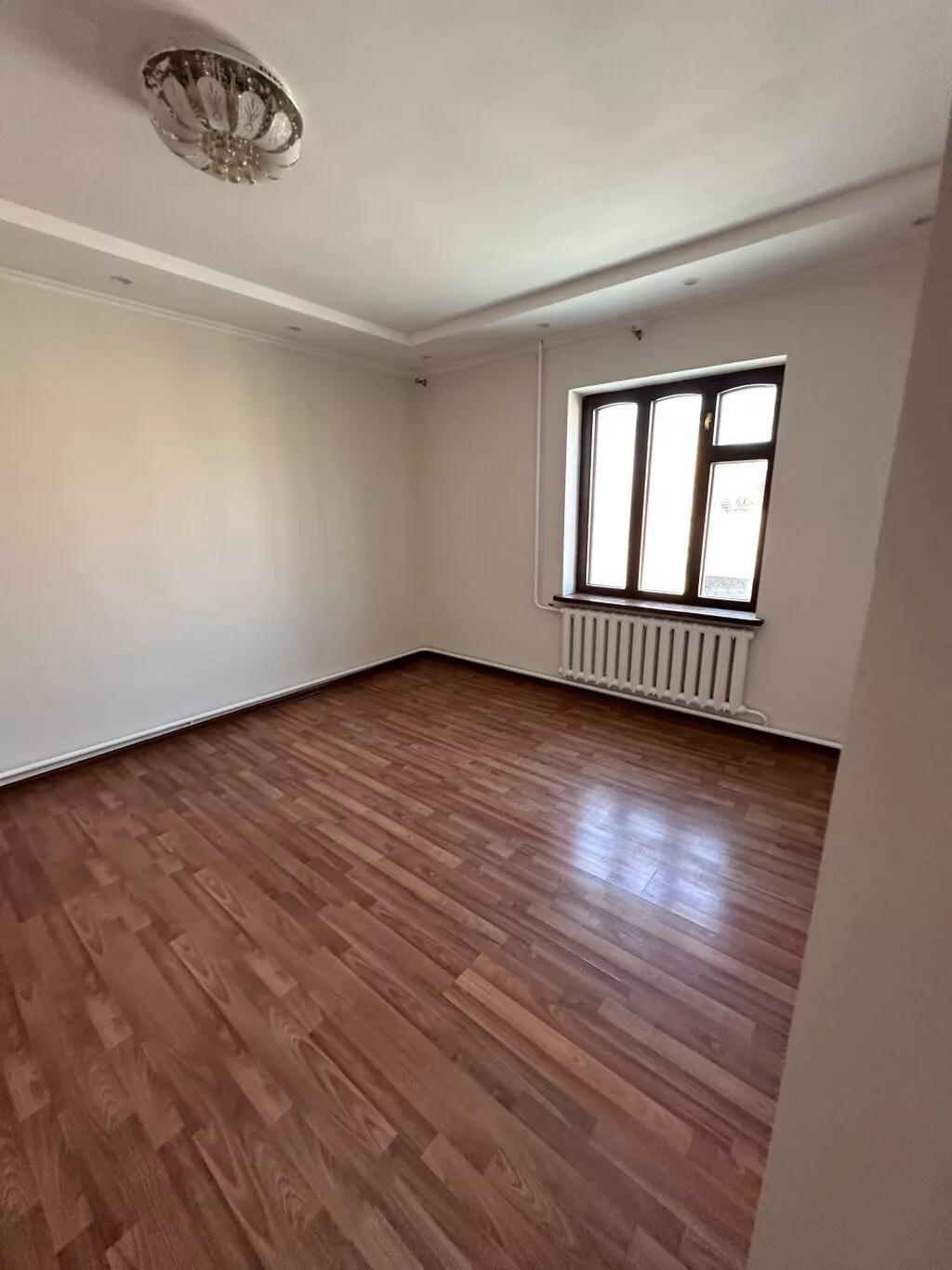 6 комнат и более, 221 м², Джал