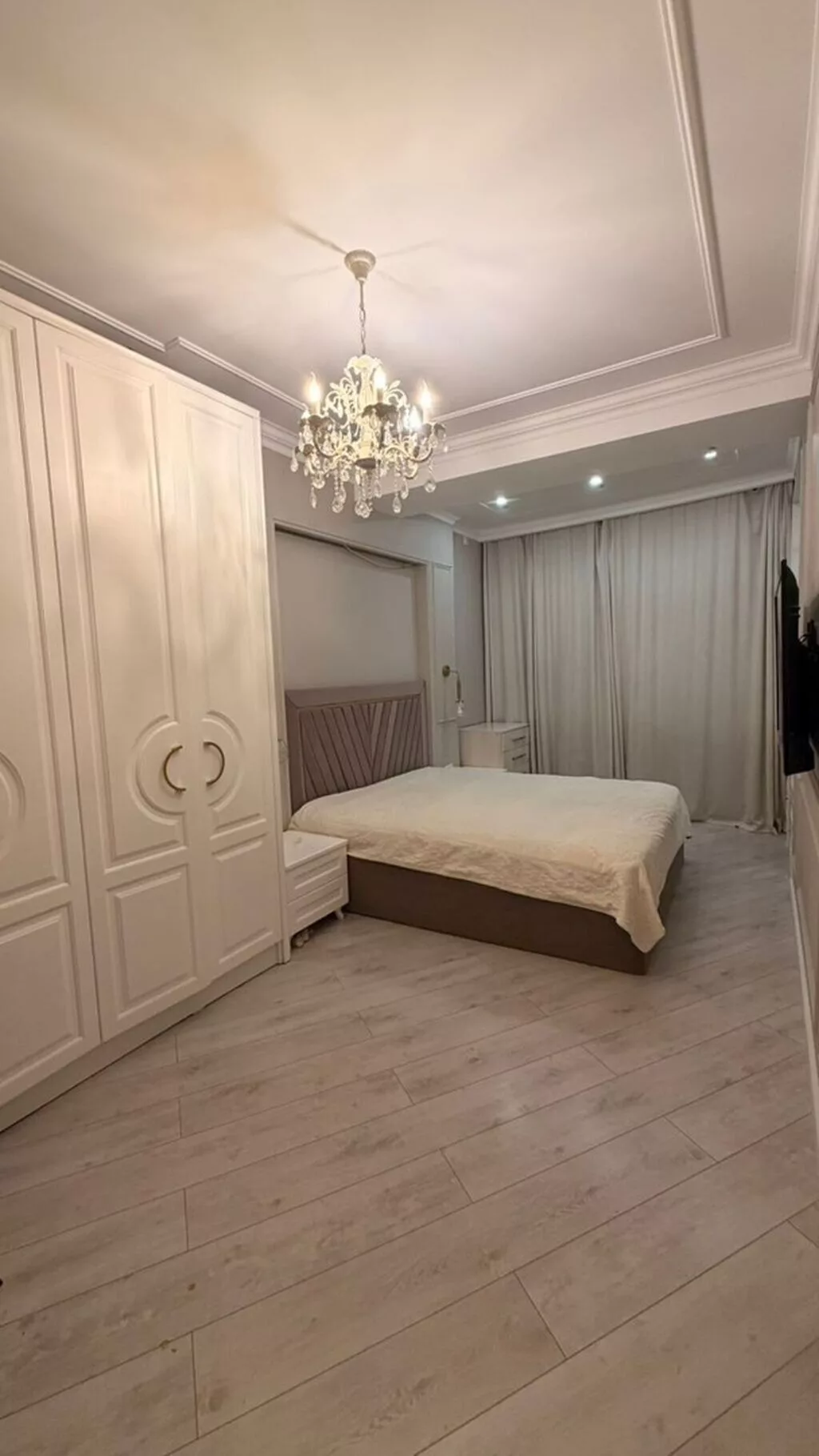 4 комнаты, 100 м², Ала-Арча ТРЦ Элитка, 12 этаж, Дизайнерский ремонт