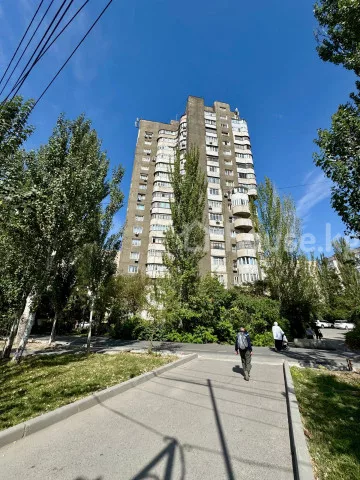 Продажа, коммерческая недвижимость: Чуйская область / Бишкек, город Бишкек, Асанбай м-н — за 14 014 400 сом
