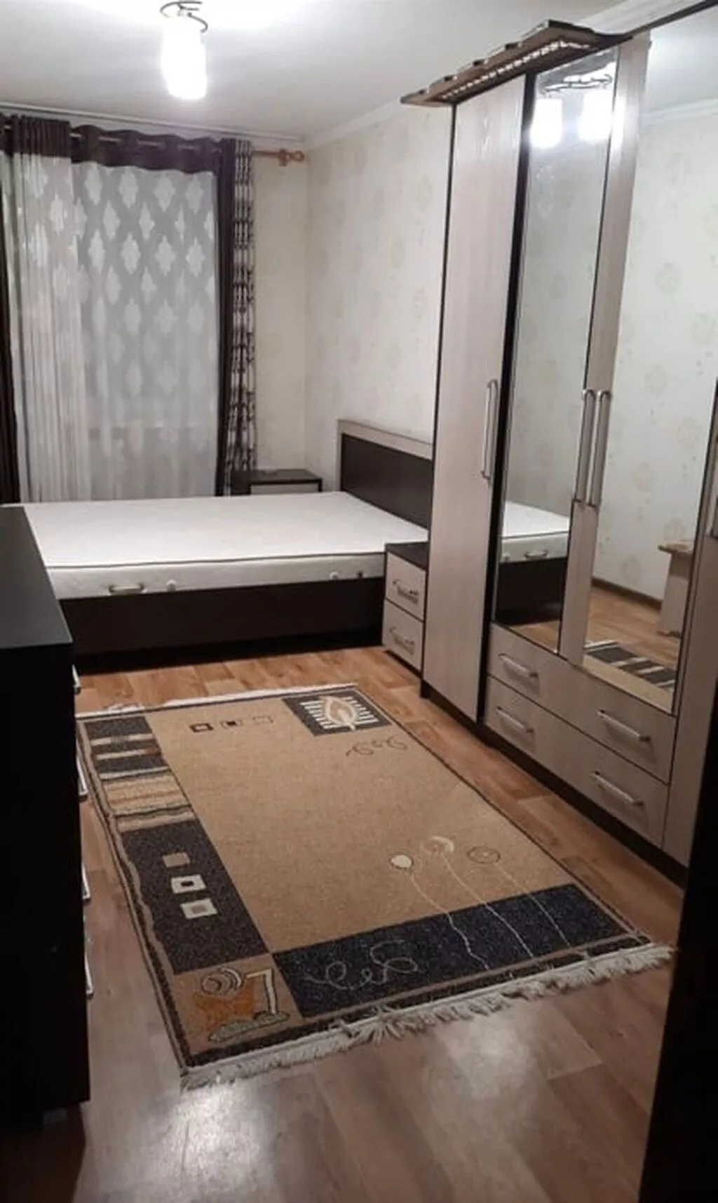 2 комнаты, 50 м², 5 мкр Индивидуалка, 4 этаж, Косметический ремонт