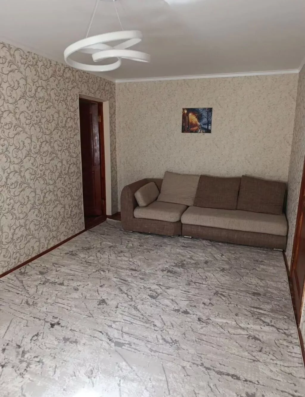 2 комнаты, 43 м², Ата-Тюрк парк Хрущевка, 1 этаж, Свежий ремонт