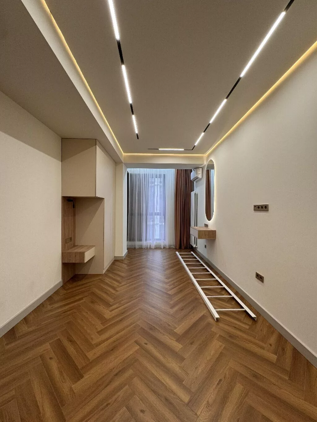 3 комнаты, 107 м², Южная Магистраль Элитка, 11 этаж, Евроремонт
