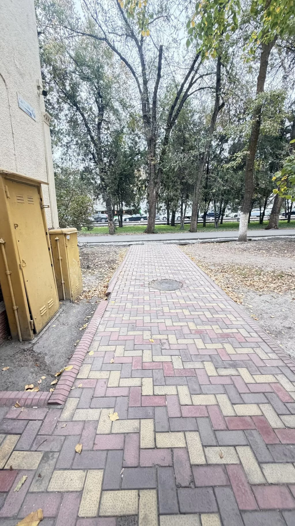 Продажа офисов 45 м², С ремонтом, Многоэтажное здание, 1 этаж