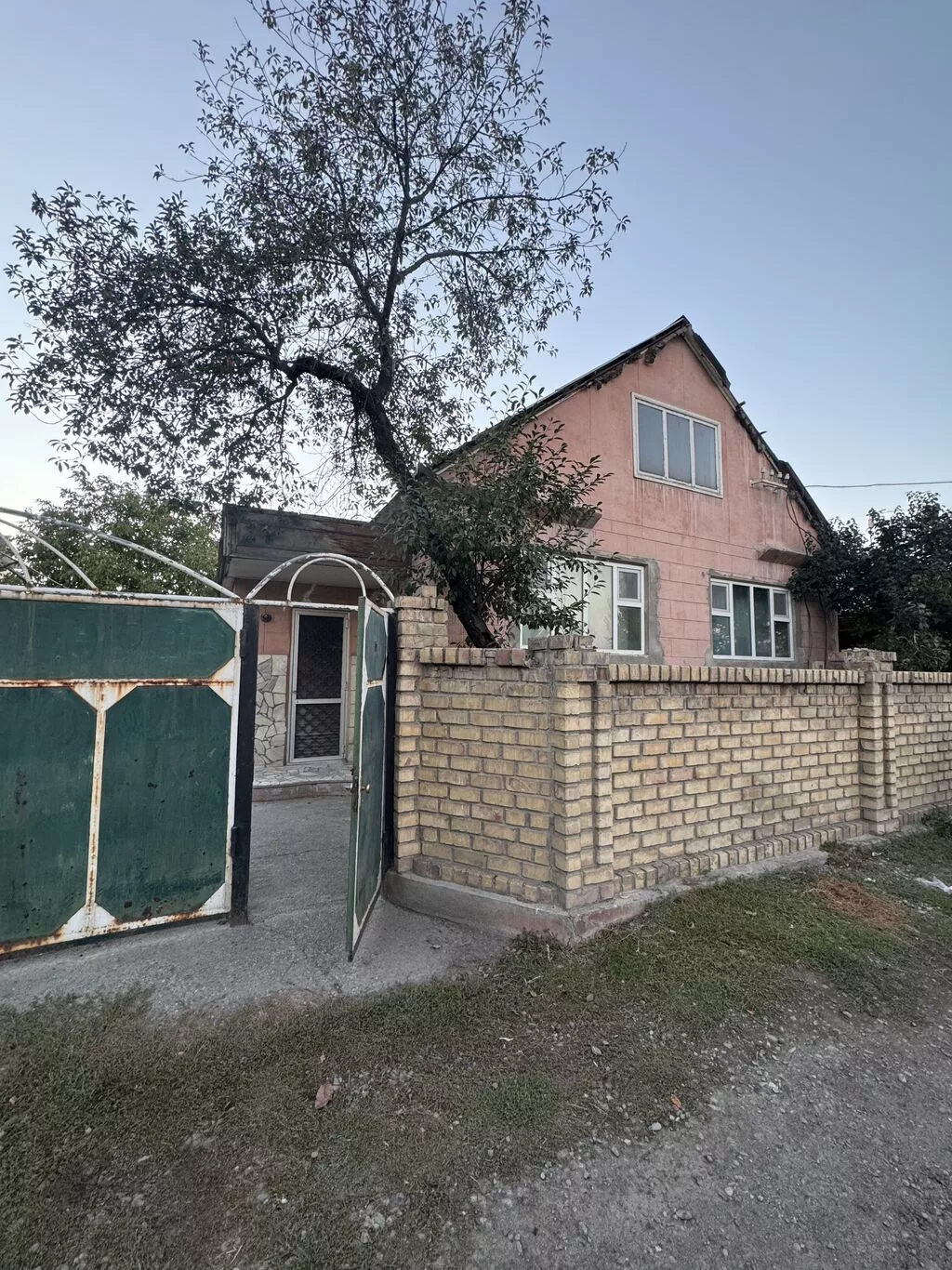 4 комнаты, 140 м², 6 соток, Новопавловка, Агентство недвижимости