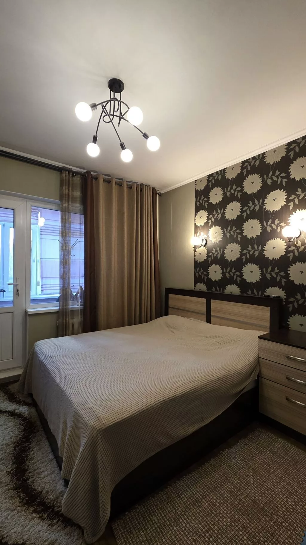 2 комнаты, 55 м², Аламедин-1 мкр 106 серия, 6 этаж, Евроремонт