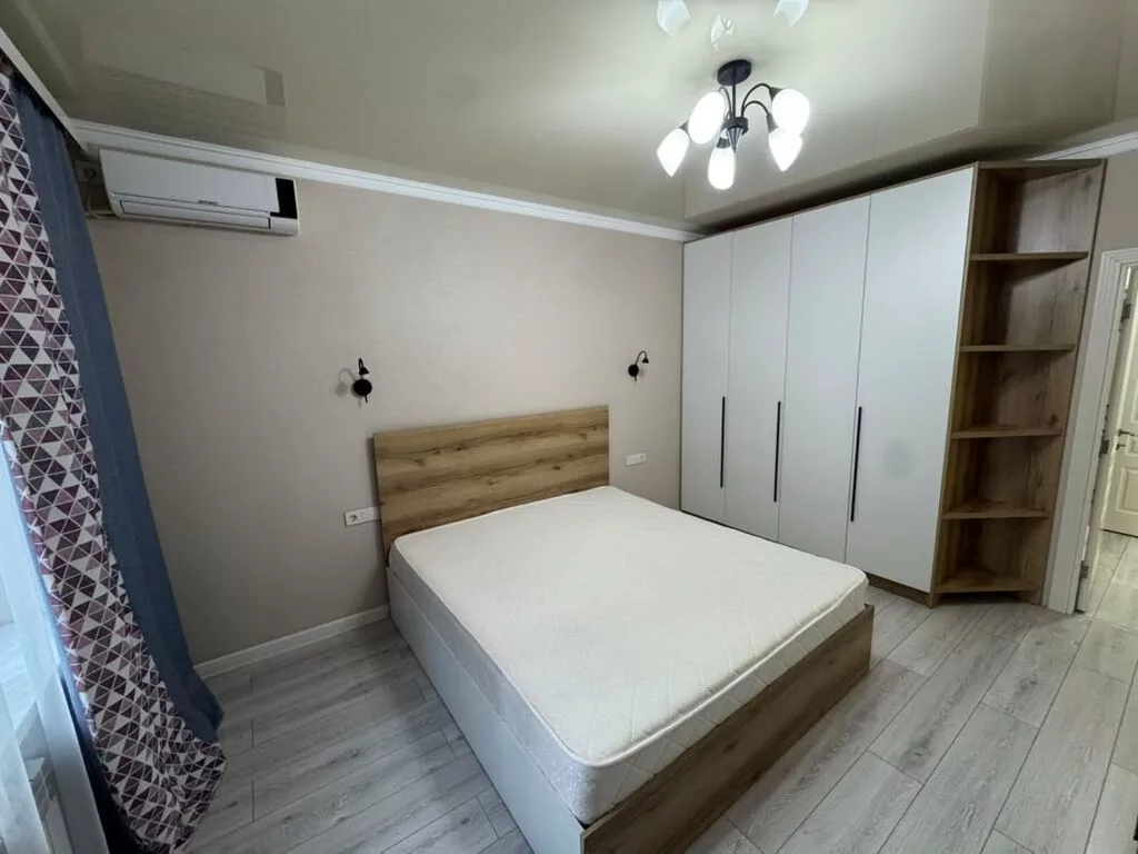 2 комнаты, 75 м², Южная Магистраль Элитка, 2 этаж, Евроремонт