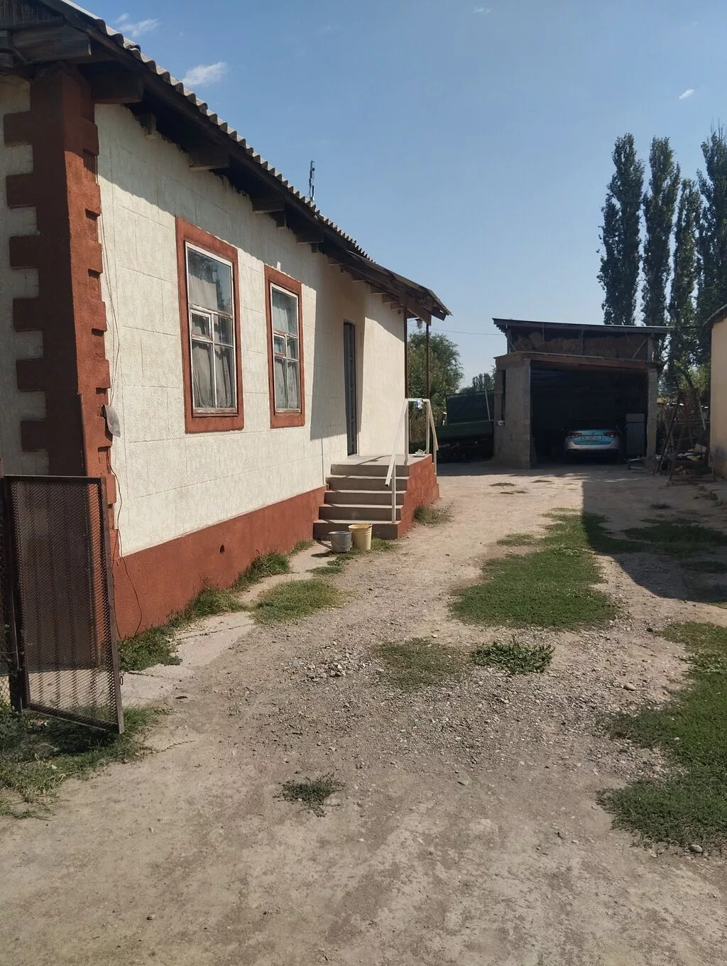 Срочно продаю дом 🏡 адрес Аломудунский район село Октябрьский улица