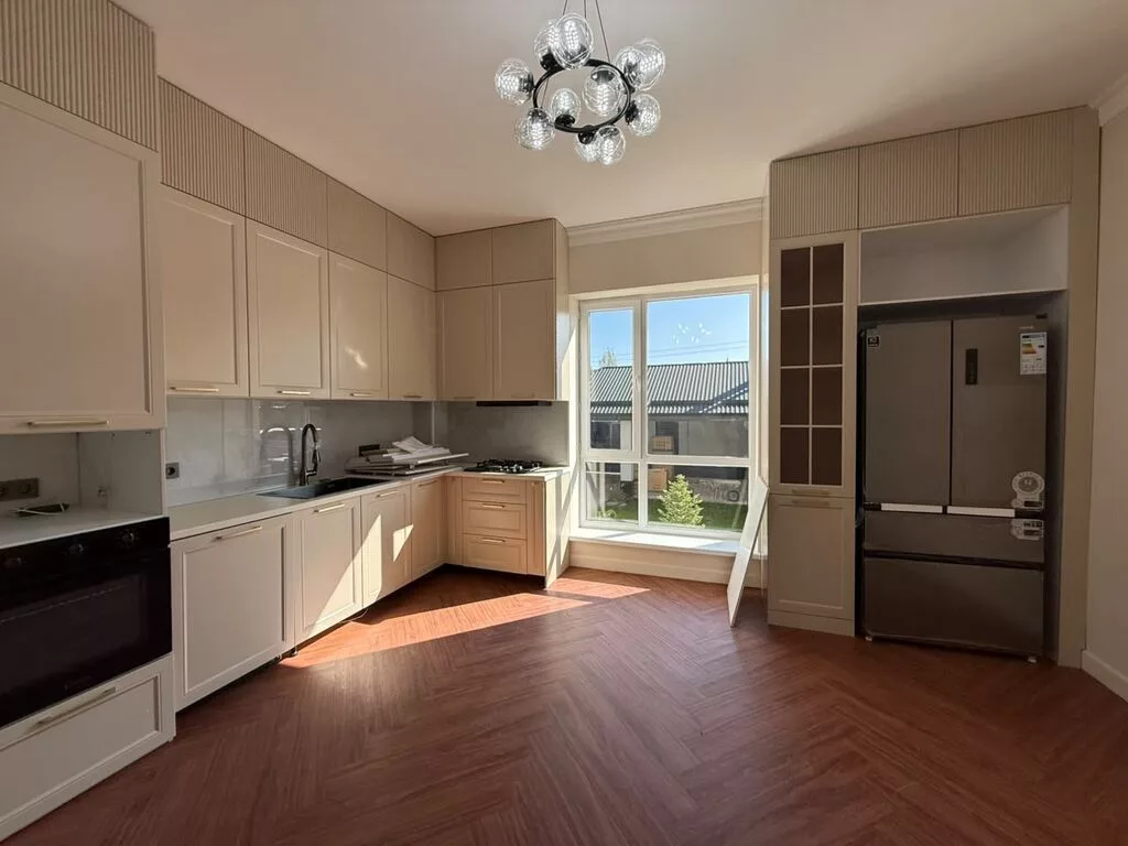 230 м², 6 комнат и более, С подселением
