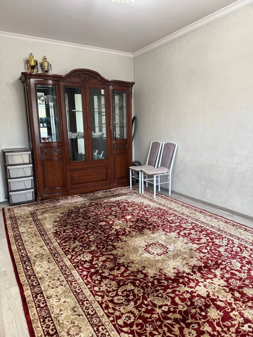 3 комнаты, 69 м², Киркомстром 105 серия, 4 этаж, Косметический ремонт
