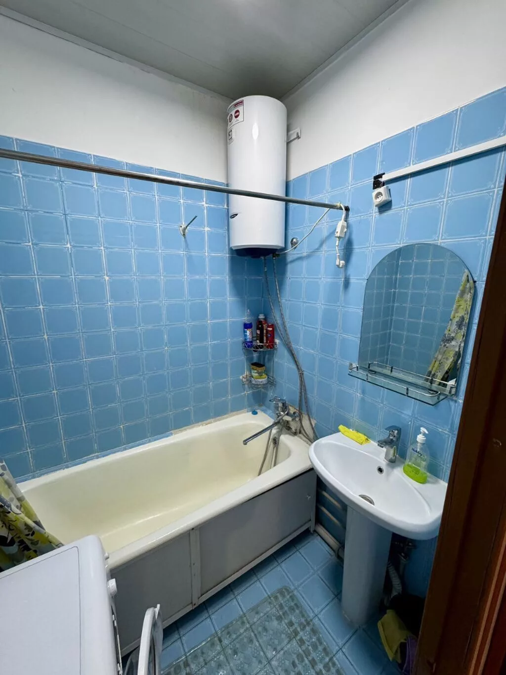 1 комната, 41 м², Ак-Эмир рынок 106 серия, 7 этаж