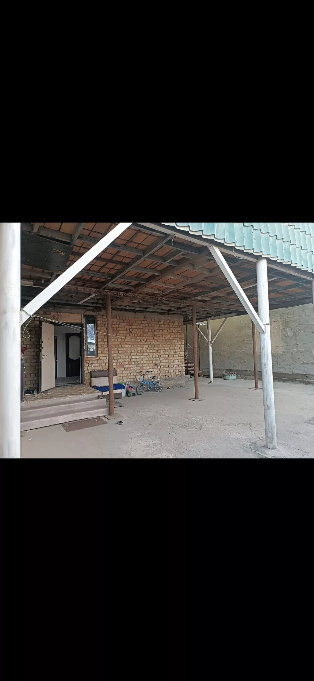 Дом с хозяйственным блоком + второй этаж под склад или под Магазин 100