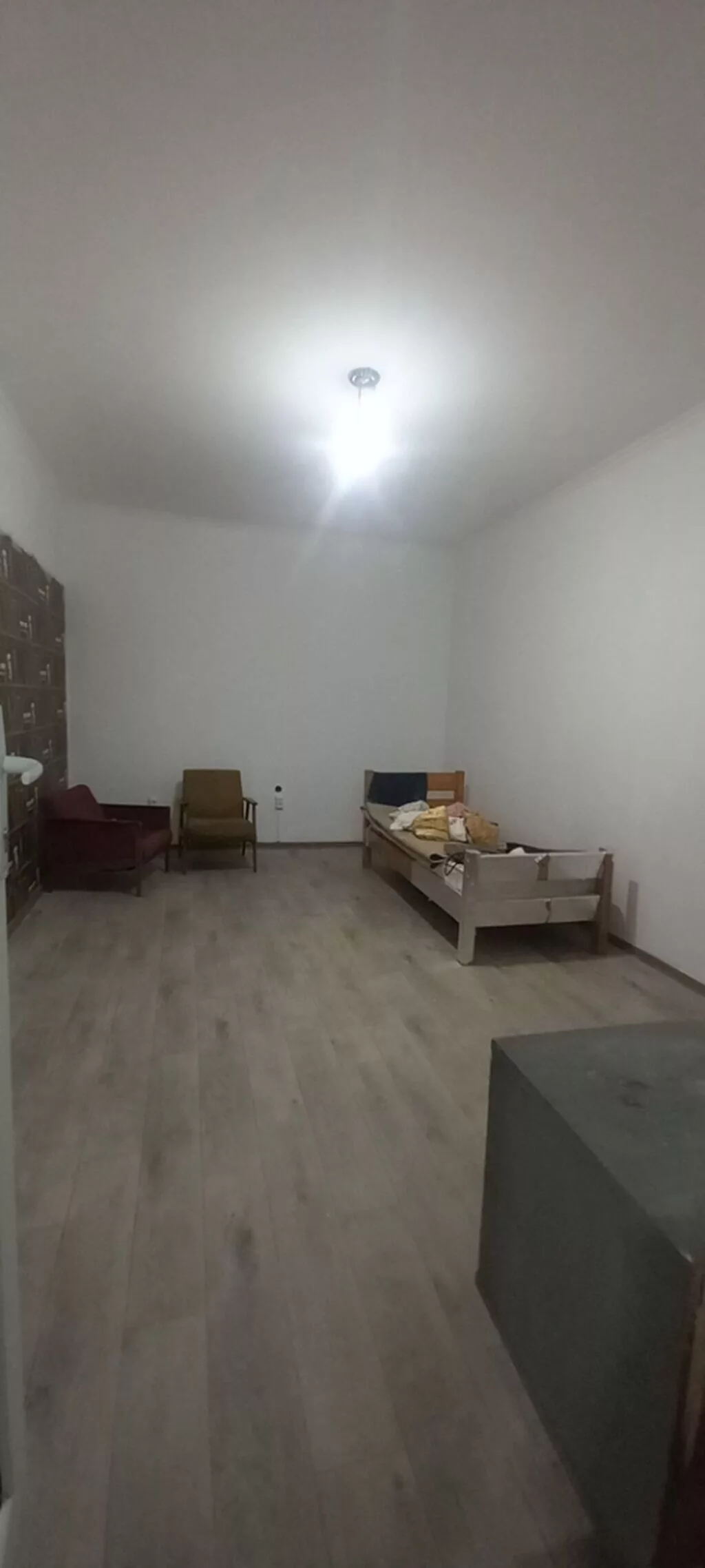 🏡 Продаётся 1-комнатная квартира 40 м², старый ремонт, район Улан мкр