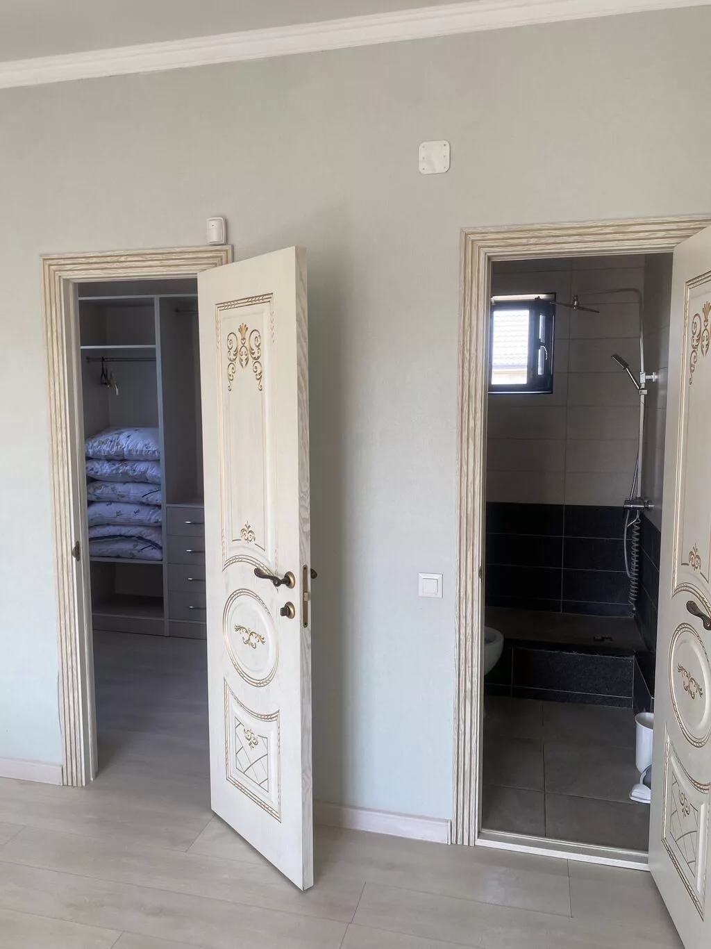 270 м², 5 комнат, Арча-Бешик ж/м