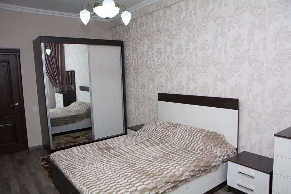 Сдаётся 2-комнатная квартира — район Бишкек Парк ТРЦ (70м2) Только