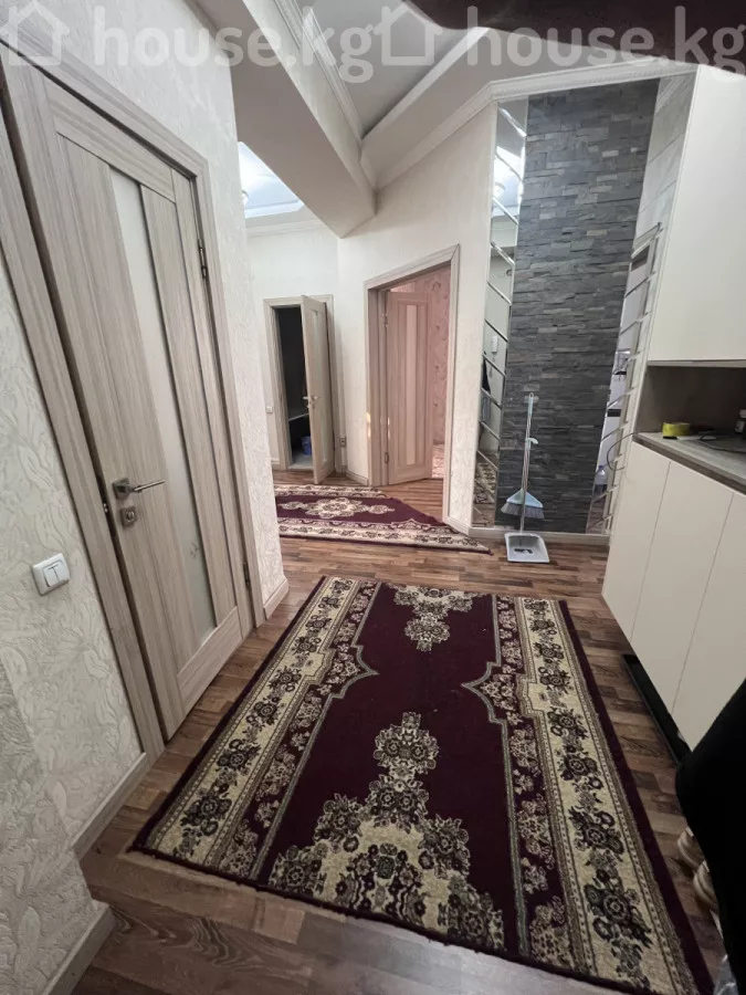 Аренда 3-комн. квартира: город Бишкек, Асанбай м-н - на долгий срок — за 100 000 ⃀ — MHouse (house.kg)