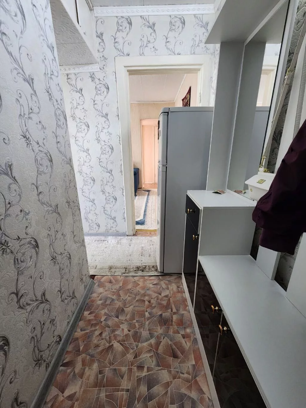 2 комнаты, 44 м², 9 мкр 104 серия, 3 этаж, Евроремонт