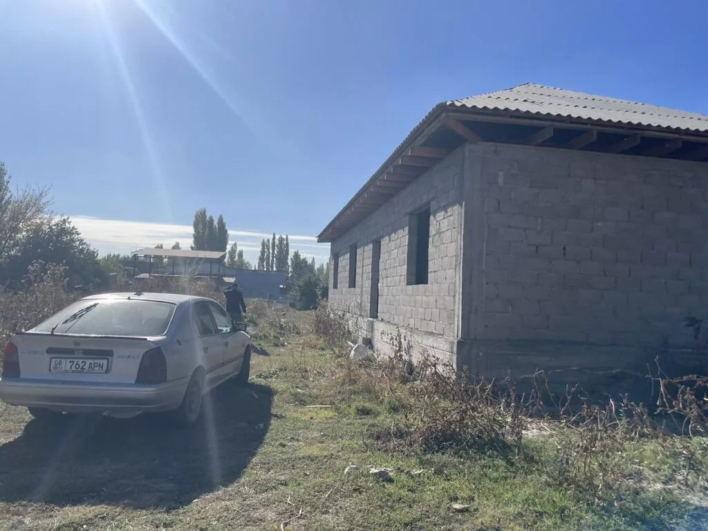 Продаётся дом 8 соток не полны ремонт Адрес Кант район село