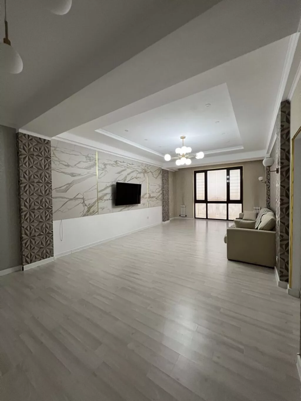 Аренда офисов, 122 м², В жилом комплексе