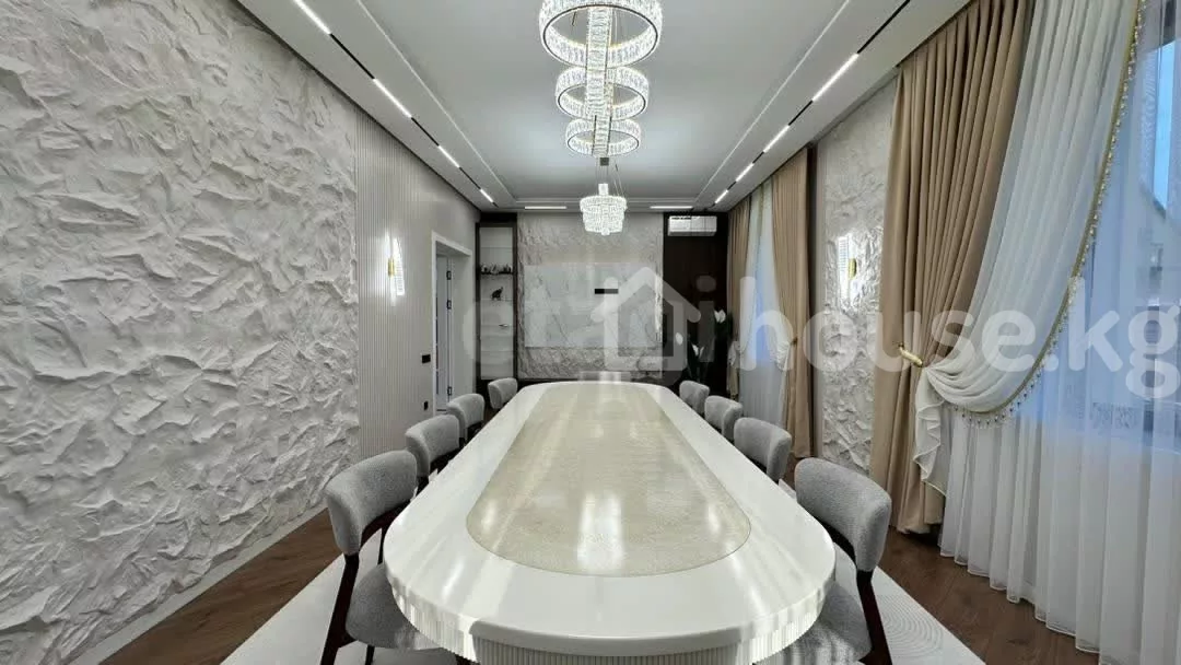 Продажа Дом, 6 и более: город Бишкек, Киргизия 1 ж/м — за 127 600 000 ⃀