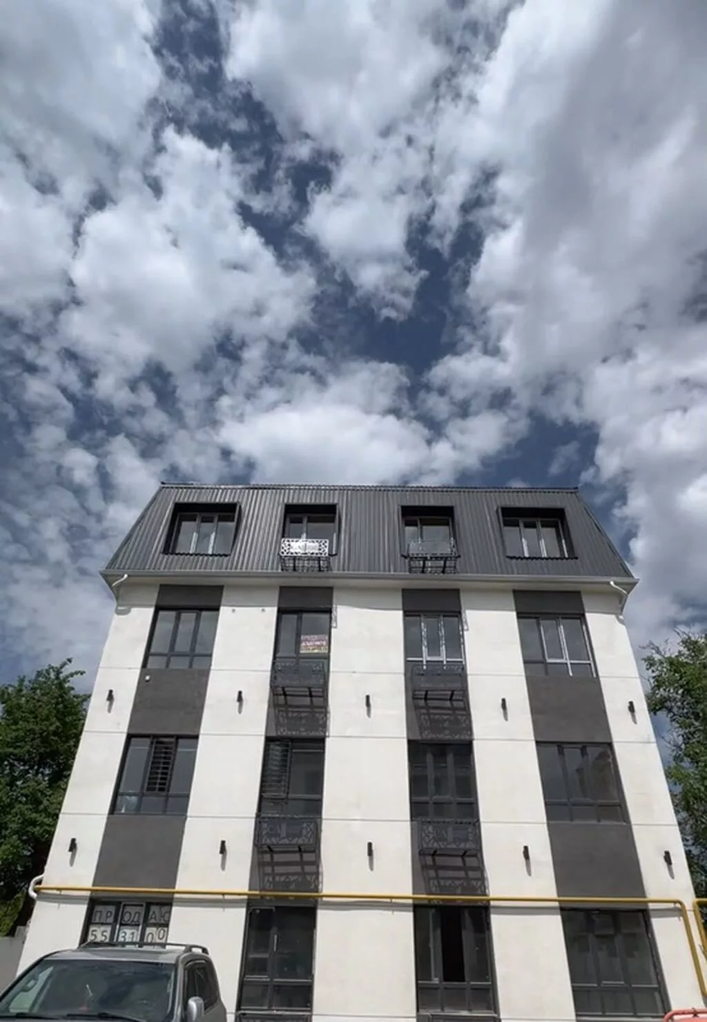 🏡 Продаётся 2х комнатная студия в районе ТЦ Таатан 🏘 Жилой дом