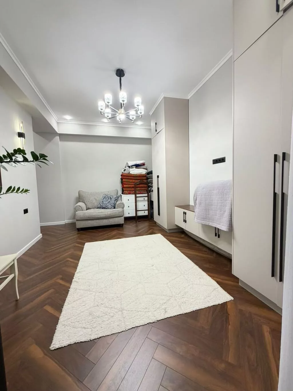 2 комнаты, 65 м², Ала-Арча ТРЦ Элитка, 7 этаж, Дизайнерский ремонт