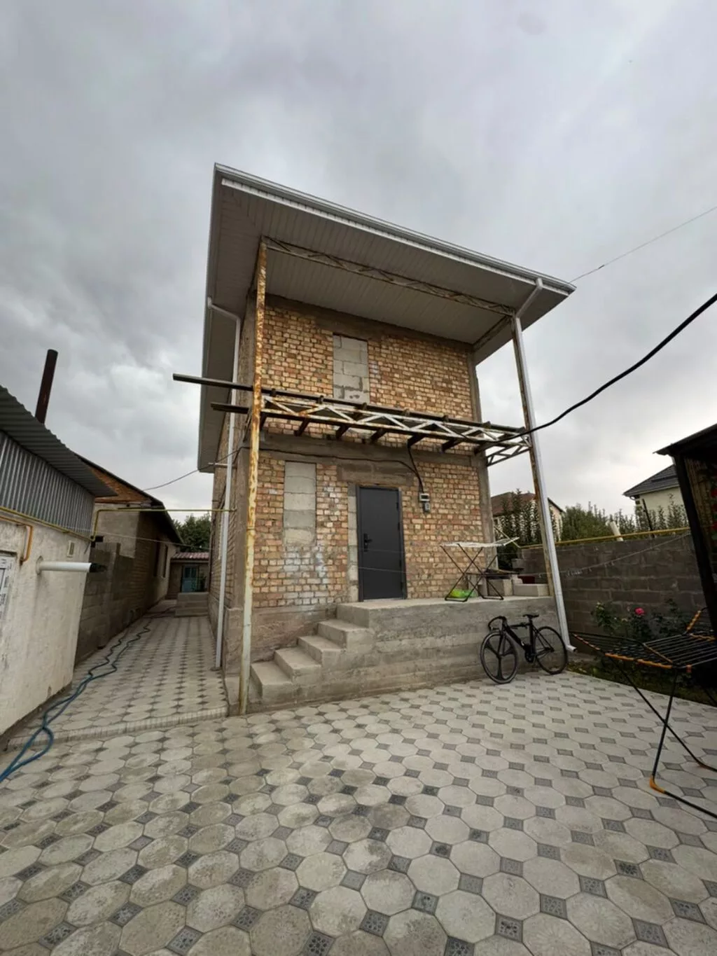 4 комнаты, 100 м², 44 соток, Бишкек, Арча-Бешик ж/м