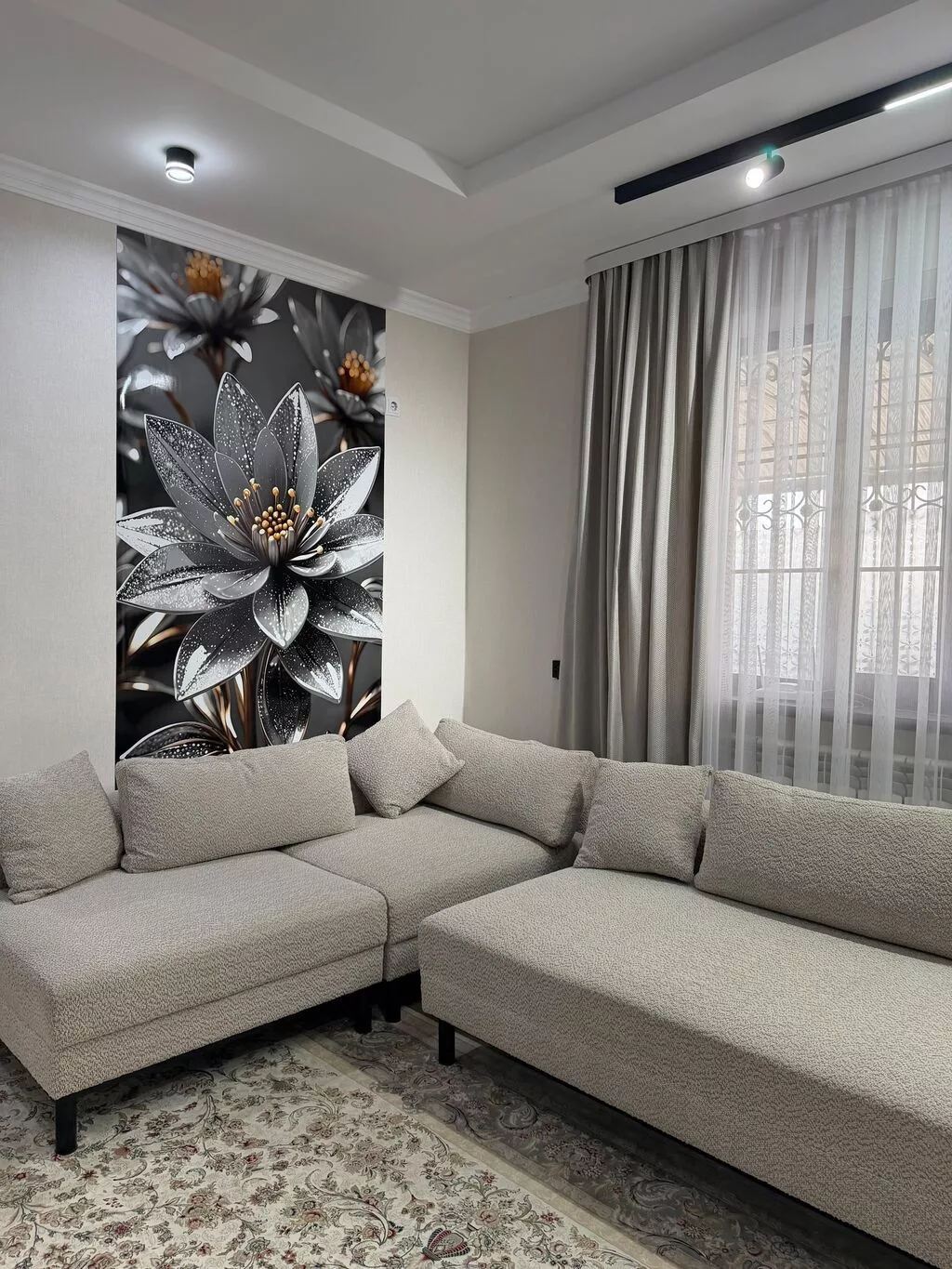 4 комнаты, 130 м², 4 соток, Бишкек, Ак-Ордо 2 ж/м Агентство недвижимости