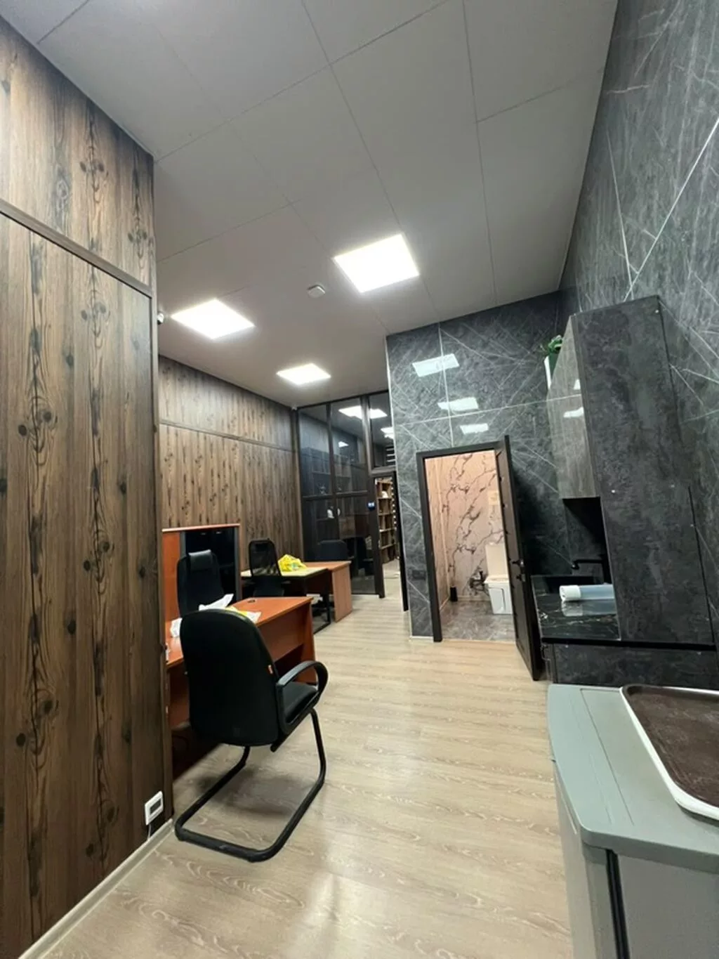 Сдаю Офис целиком: 70 м², С ремонтом, С отдельным санузлом